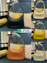 Picture of Valentino Handbags _SKUfw170094753fw